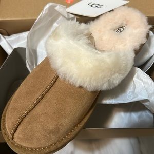 UGG Unisex-Kids Cozy Ii Slipper